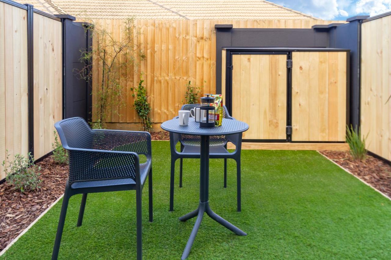 1 Bedroom 1 Bath, Executive Escape, Northlands Mall Christchurch Kültér fotó