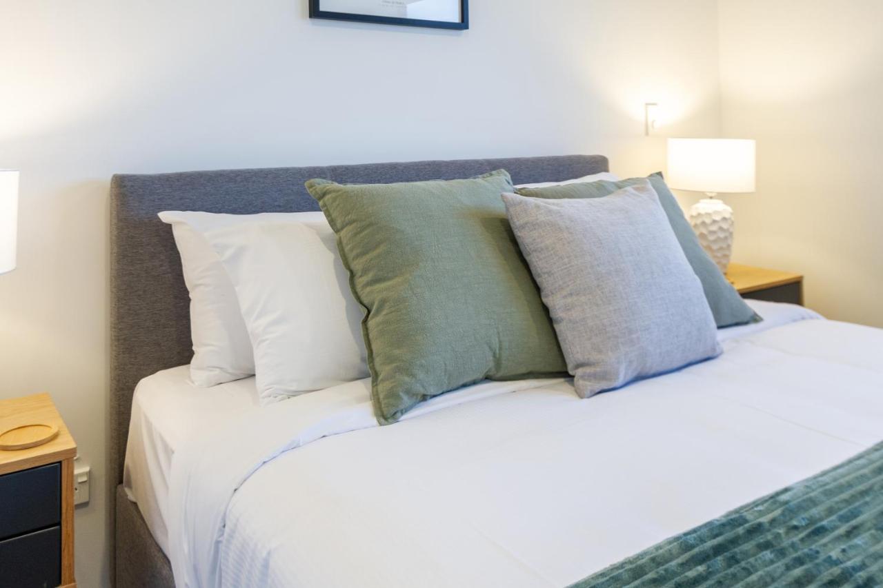 1 Bedroom 1 Bath, Executive Escape, Northlands Mall Christchurch Kültér fotó