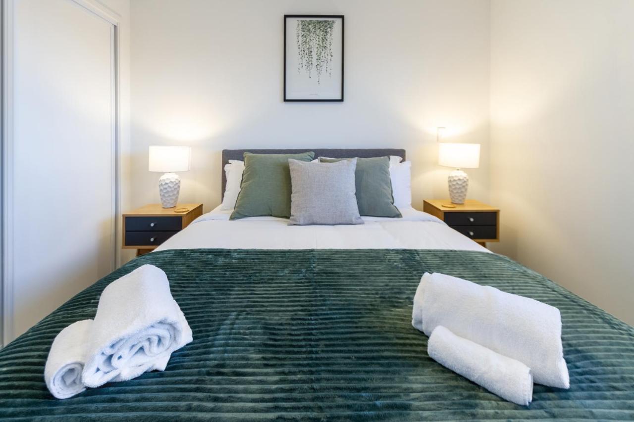 1 Bedroom 1 Bath, Executive Escape, Northlands Mall Christchurch Kültér fotó